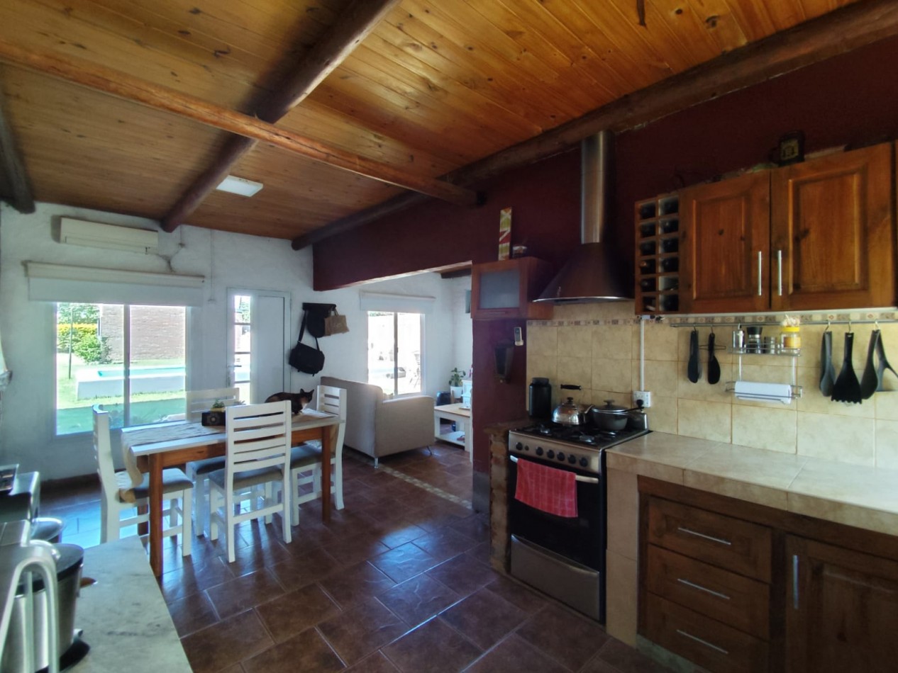 CASA QUINTA EN ARROYO LEYES - km 10,5 