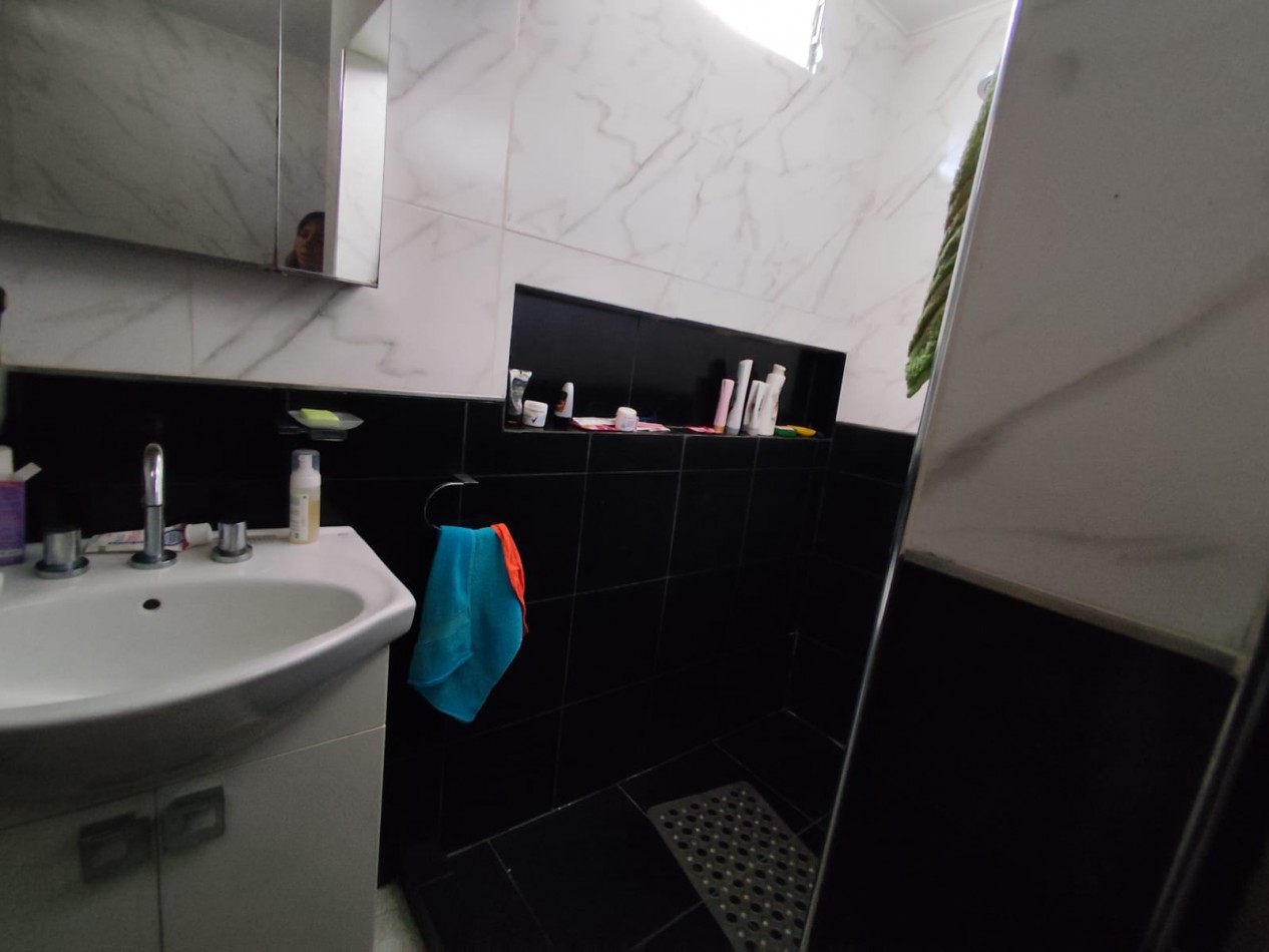 CASA DE 3 DORMITORIOS EN BARRIO SUR