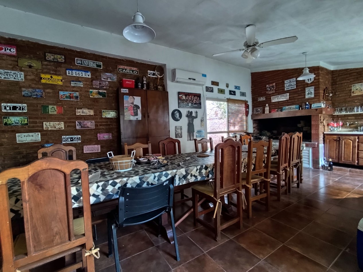 CASA DE 3 DORMITORIOS EN BARRIO SUR