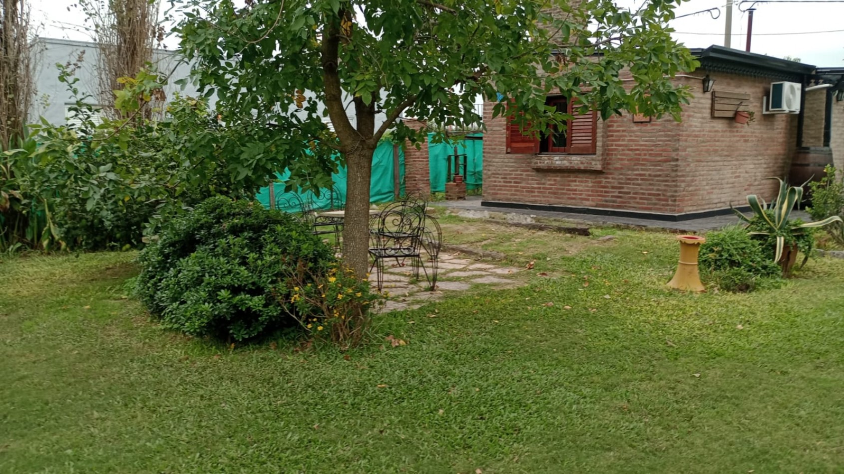 QUINTA EN CAIMA