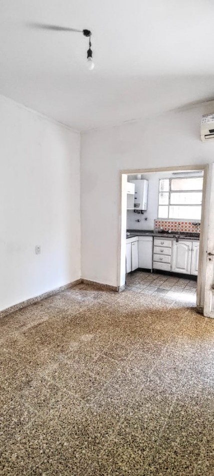 CASA EN SARGENTO CABRAL 