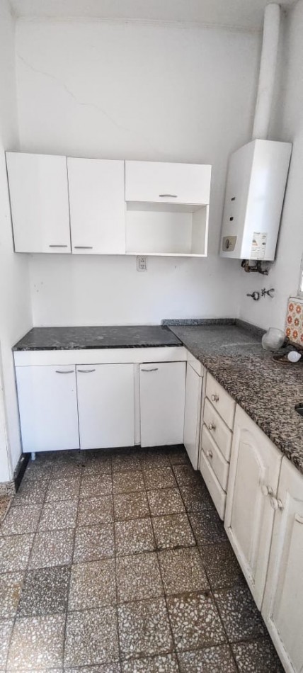 CASA EN SARGENTO CABRAL 