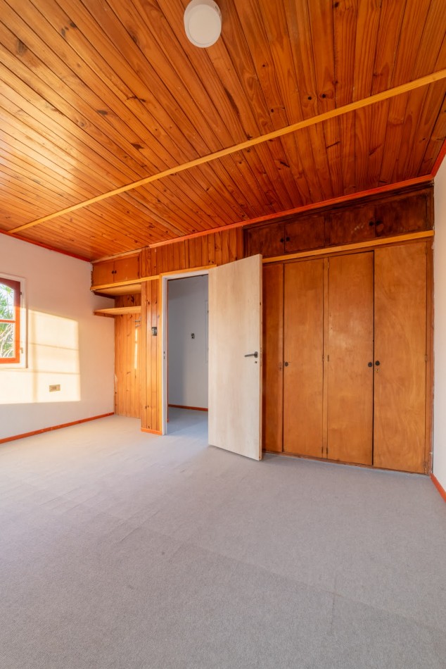 Se vende Casa + departamento independiente