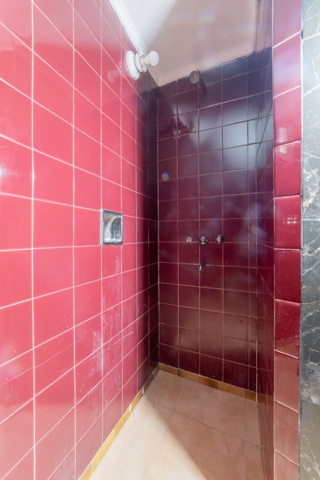 Se vende Casa + departamento independiente
