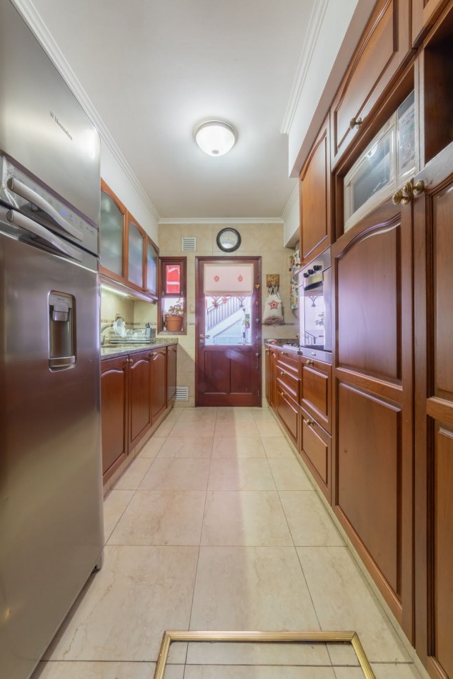 CASA A UNA CUADRA DE LA COSTANERA