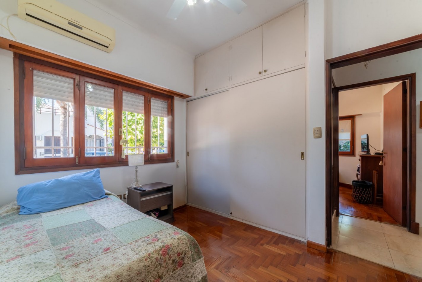 CASA A UNA CUADRA DE LA COSTANERA