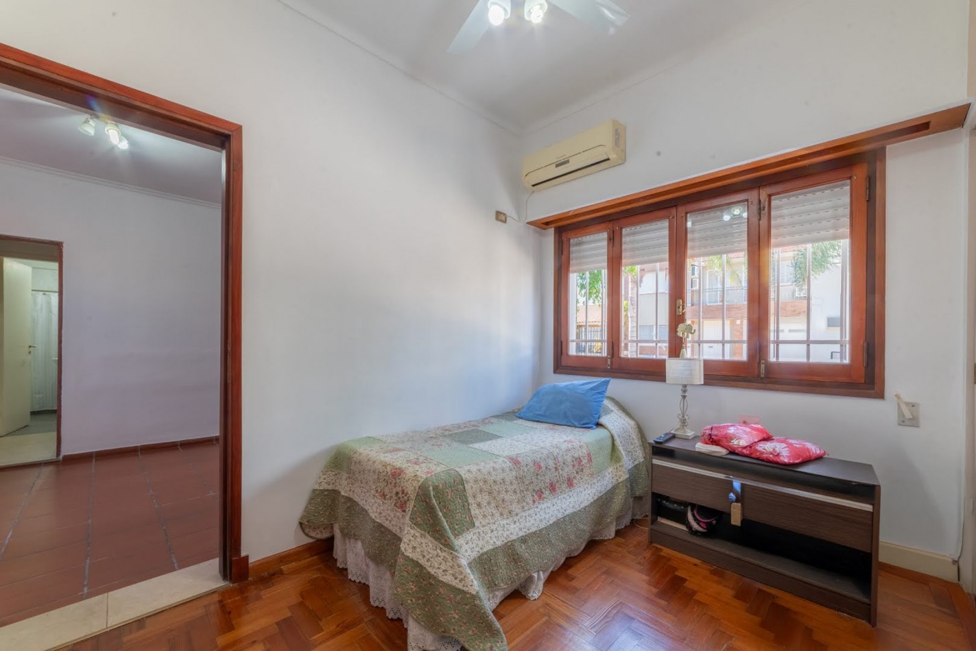 CASA A UNA CUADRA DE LA COSTANERA
