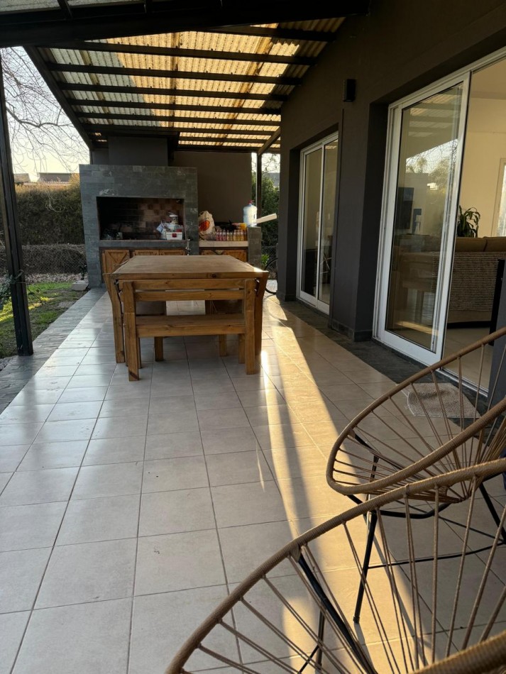 CASA EN AIRES DEL LLANO