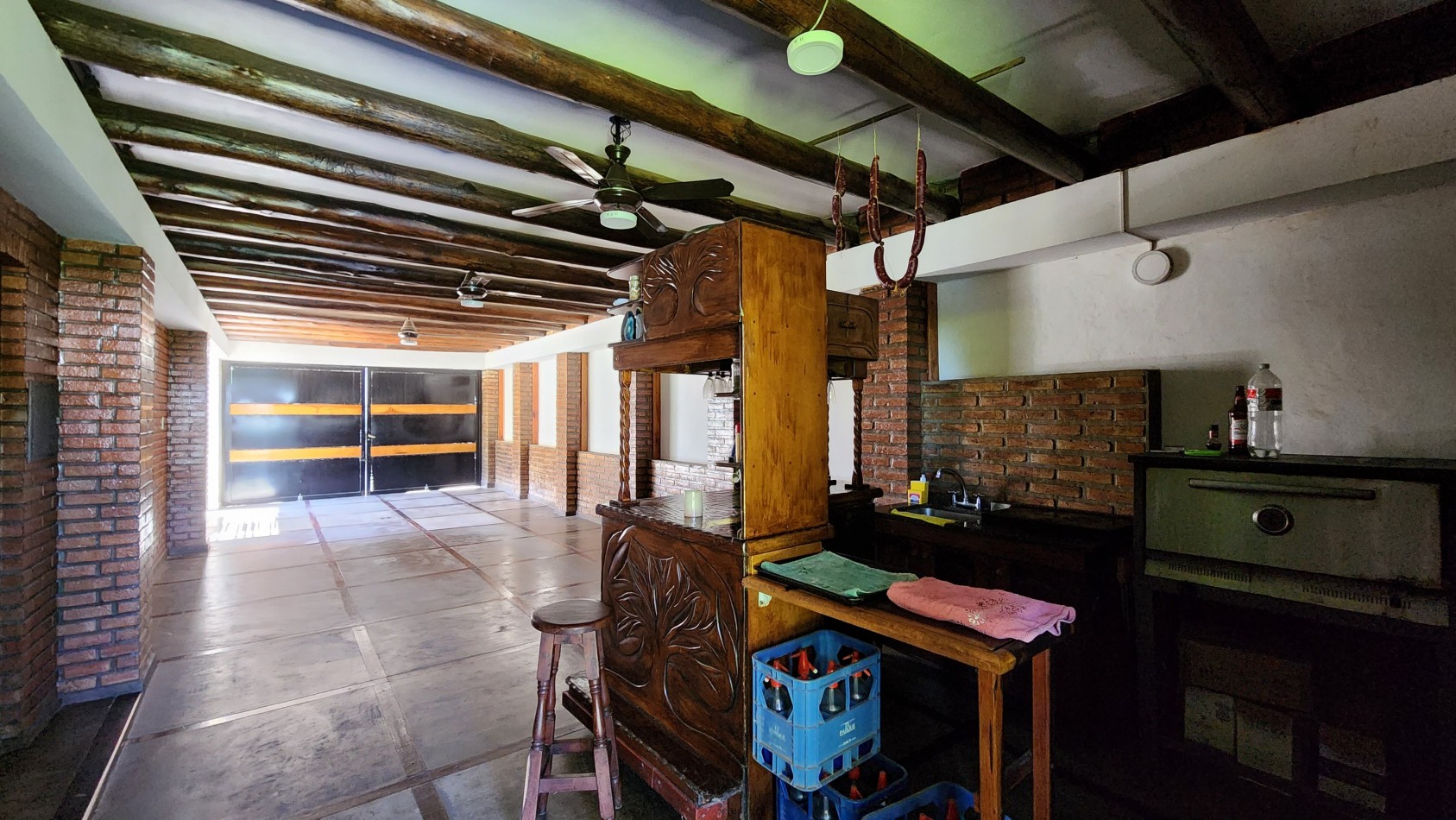 CASA EN COUNTRY LA TATENGUITA