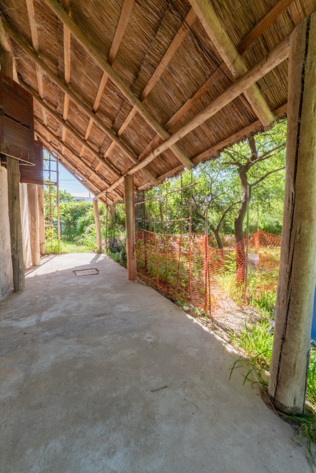 CASA EN RINCON