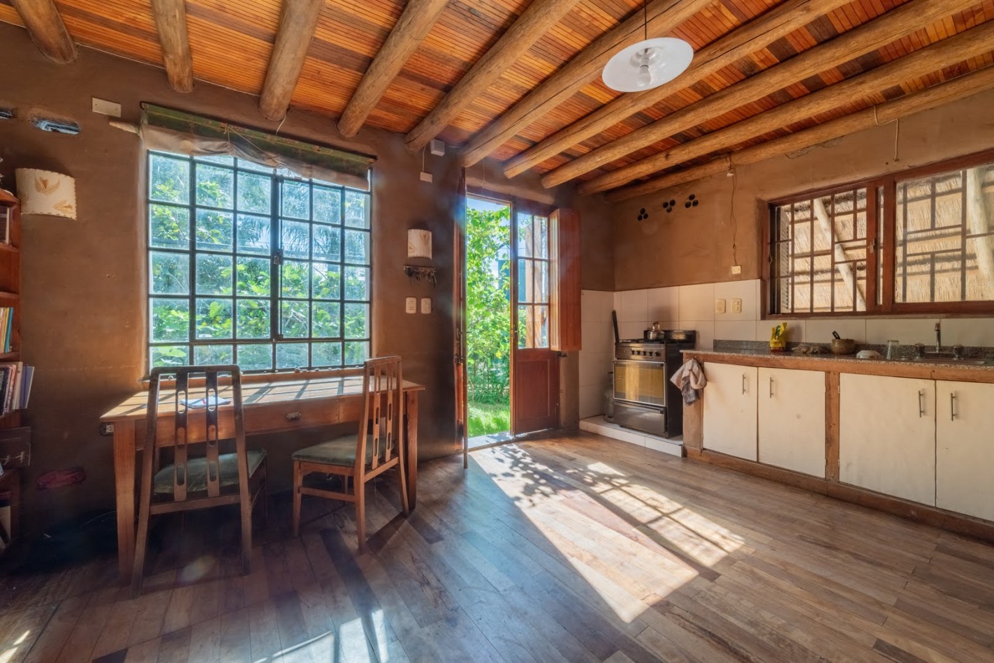 CASA EN RINCON