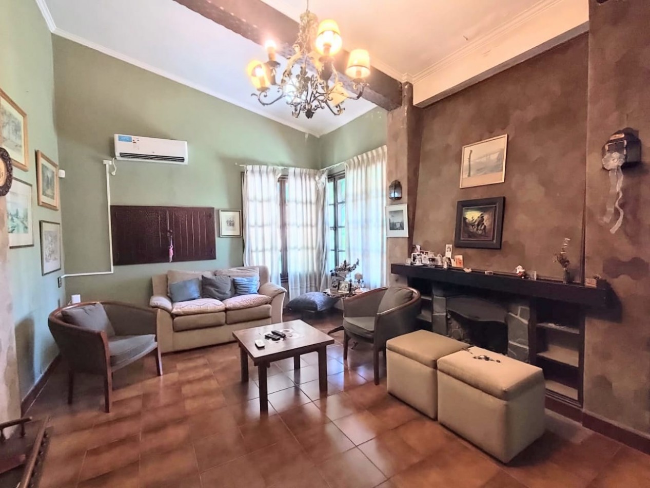 Amplia Casa en Guadalupe de 1000 m2 de terreno