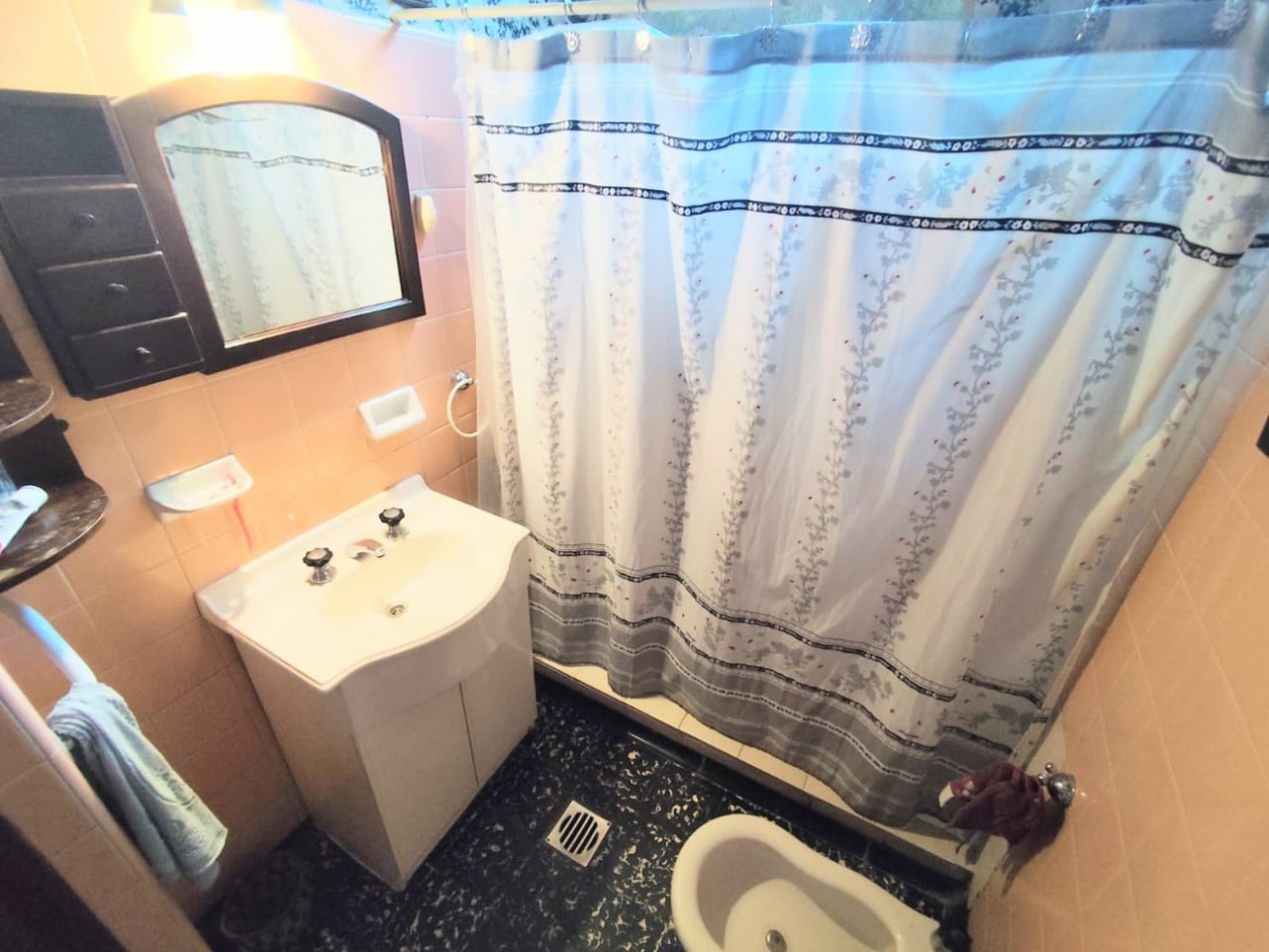 Amplia Casa en Guadalupe de 1000 m2 de terreno