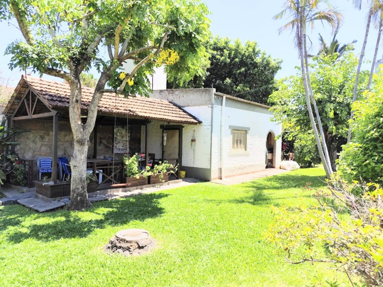 Amplia Casa en Guadalupe de 1000 m2 de terreno