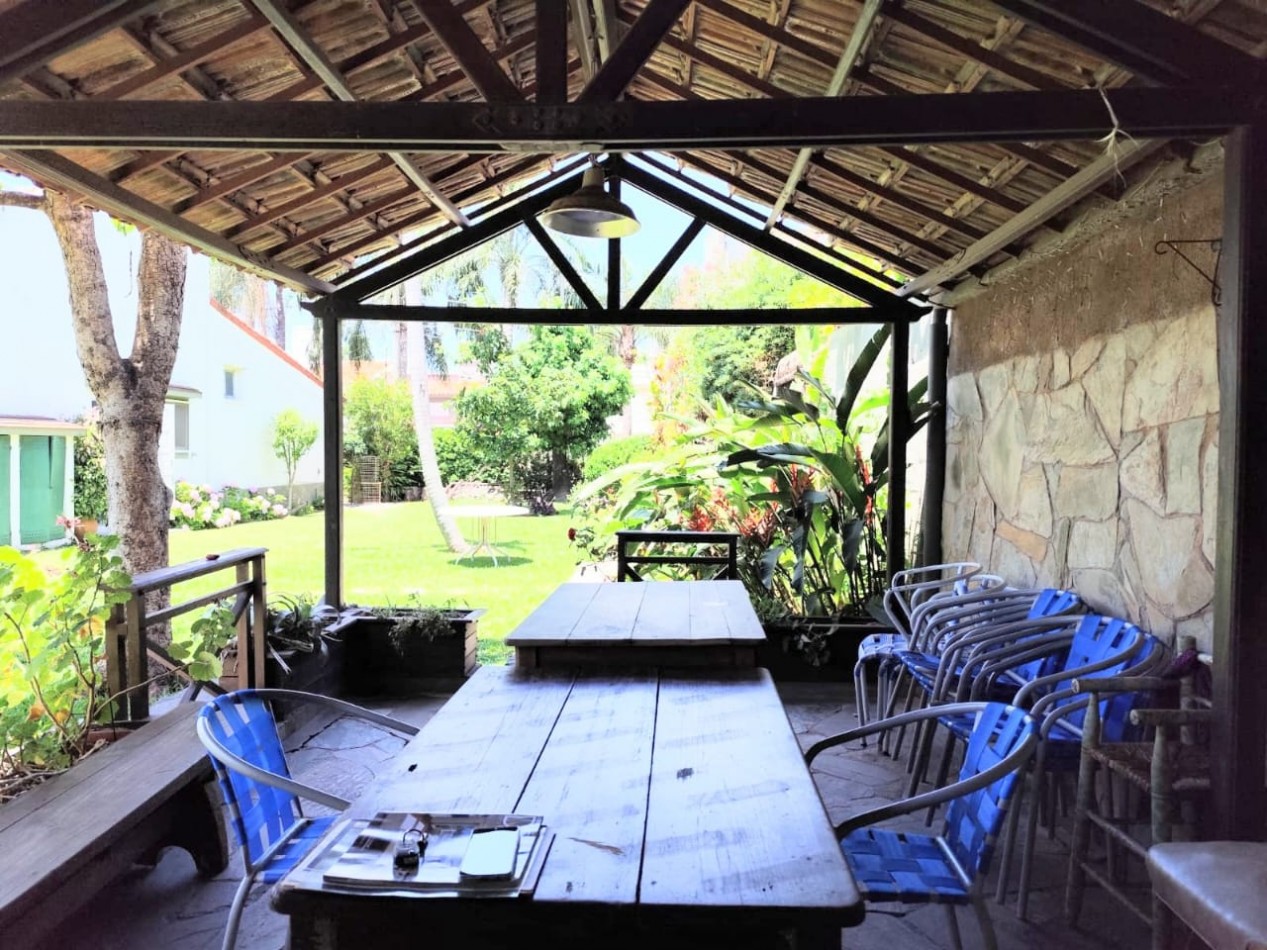 Amplia Casa en Guadalupe de 1000 m2 de terreno