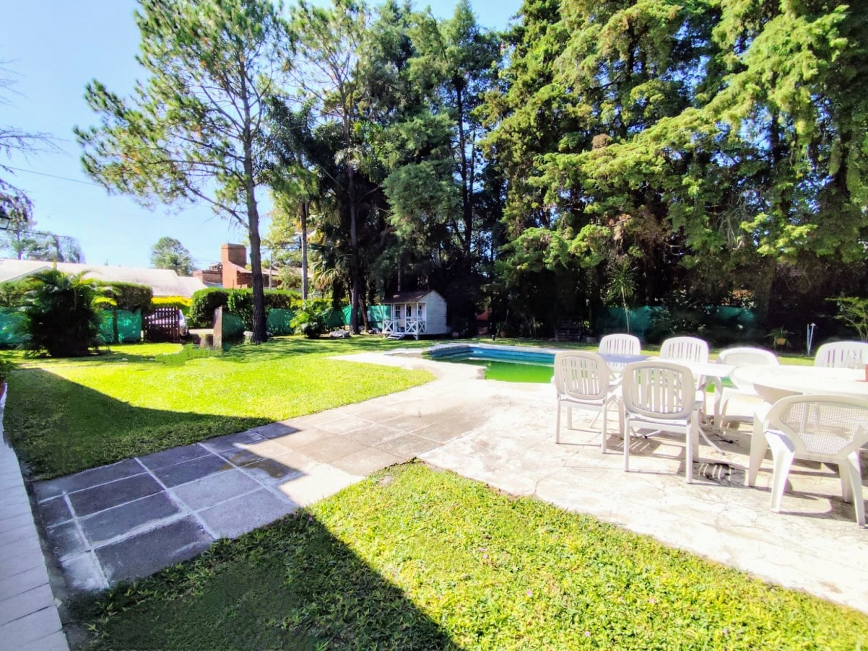 CASA EN COUNTRY LA TATENGUITA