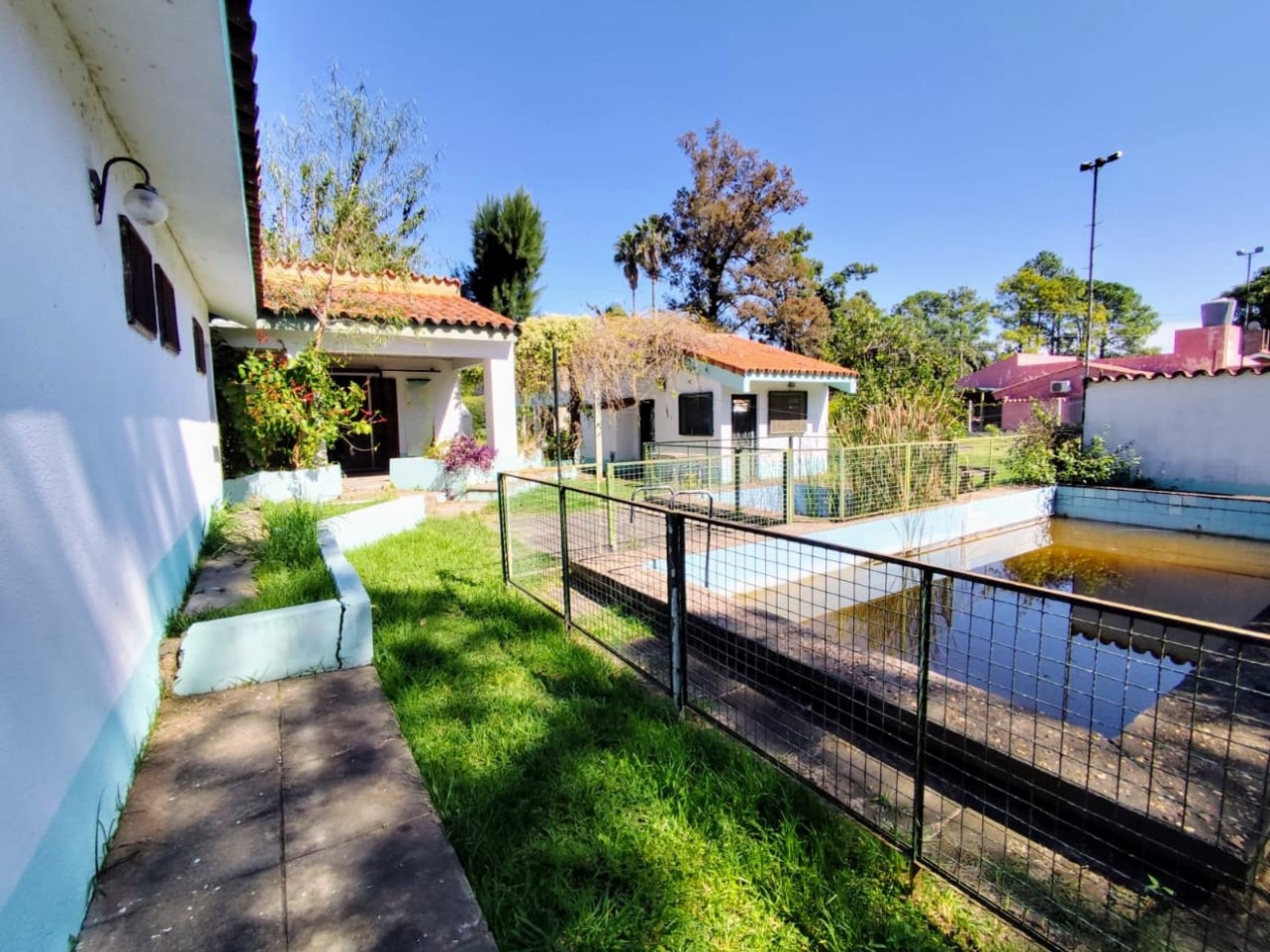 CASA EN COUNTRY LA TATENGUITA