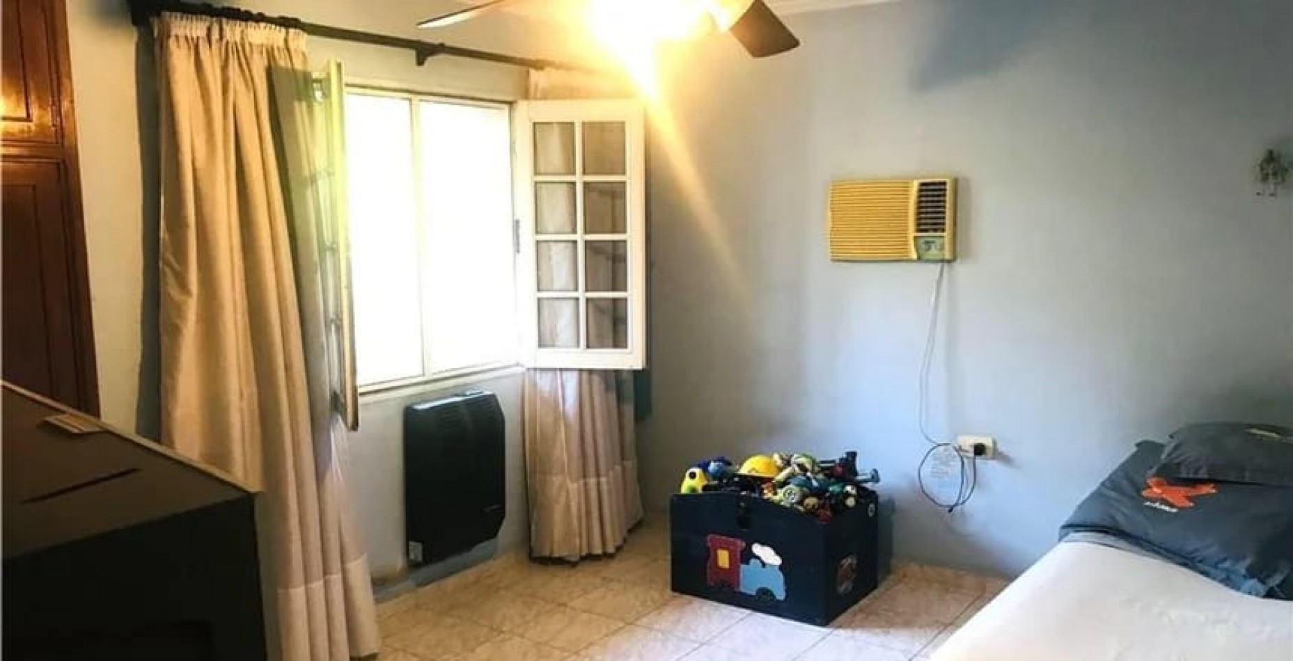 CASA DE 3 DORMITORIOS EN COUNTRY LA TATENGUITA