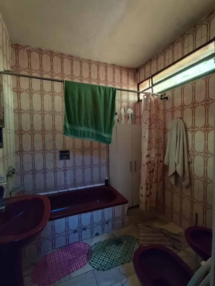 CASA DE 4 DORMITORIOS EN COUNTRY LA TATENGUITA