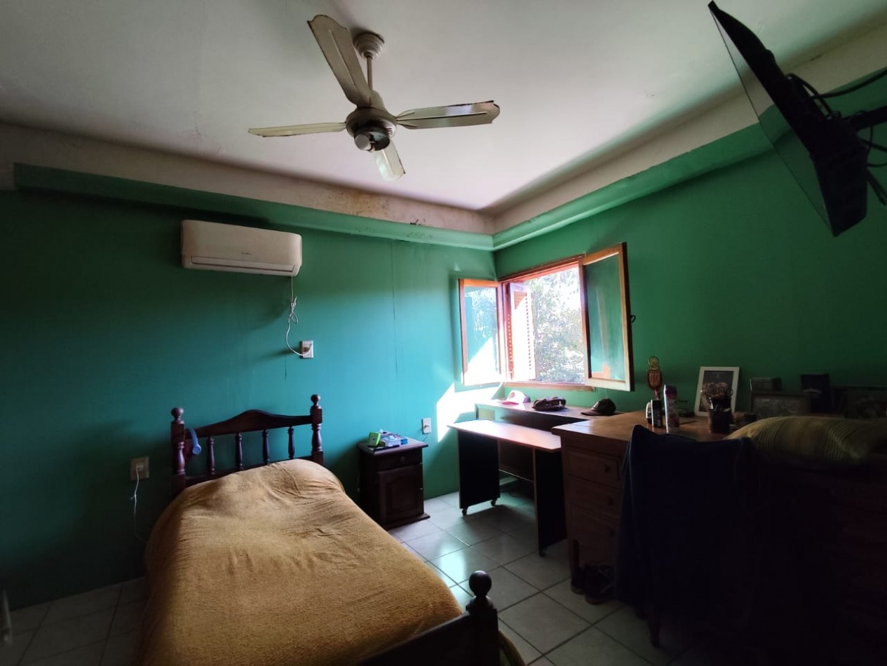 CASA DE 4 DORMITORIOS EN COUNTRY LA TATENGUITA