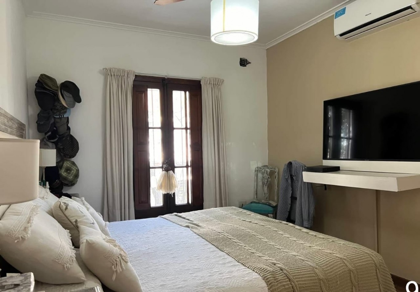 CASA IMPECABLE EN CANDIOTI A PASOS DE BV