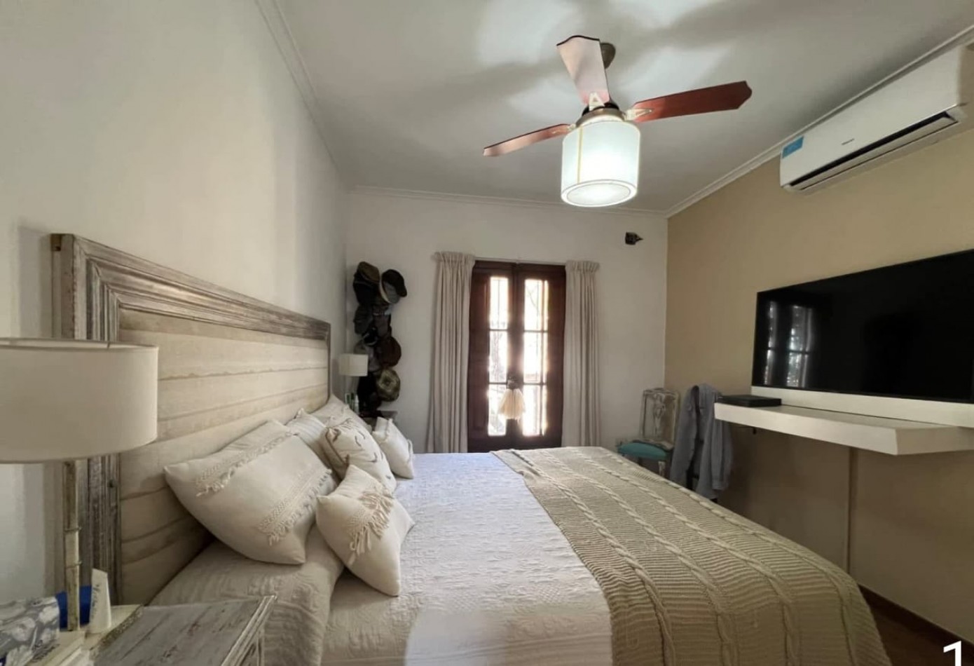 CASA IMPECABLE EN CANDIOTI A PASOS DE BV