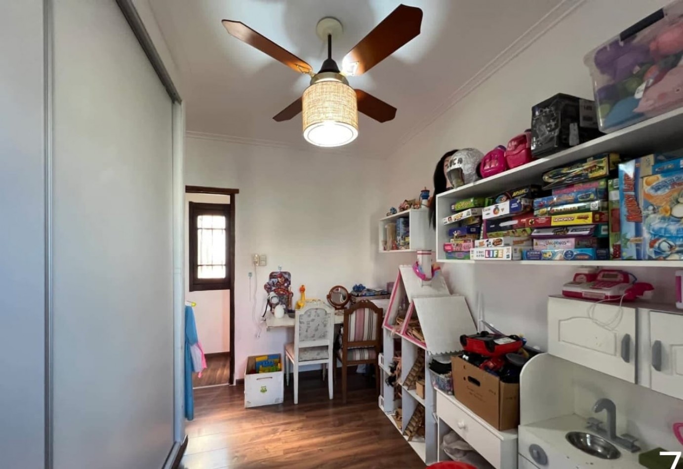 CASA IMPECABLE EN CANDIOTI A PASOS DE BV