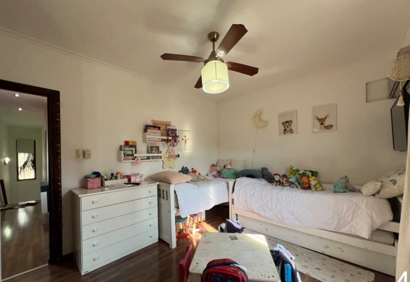 CASA IMPECABLE EN CANDIOTI A PASOS DE BV