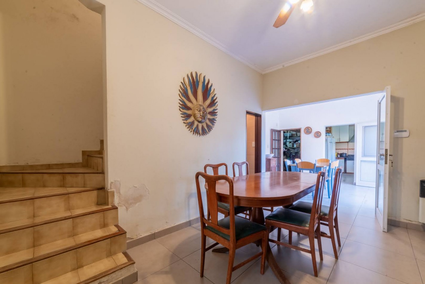 CASA EN GUADALUPE A 1 CUADRA DE LA COSTANERA