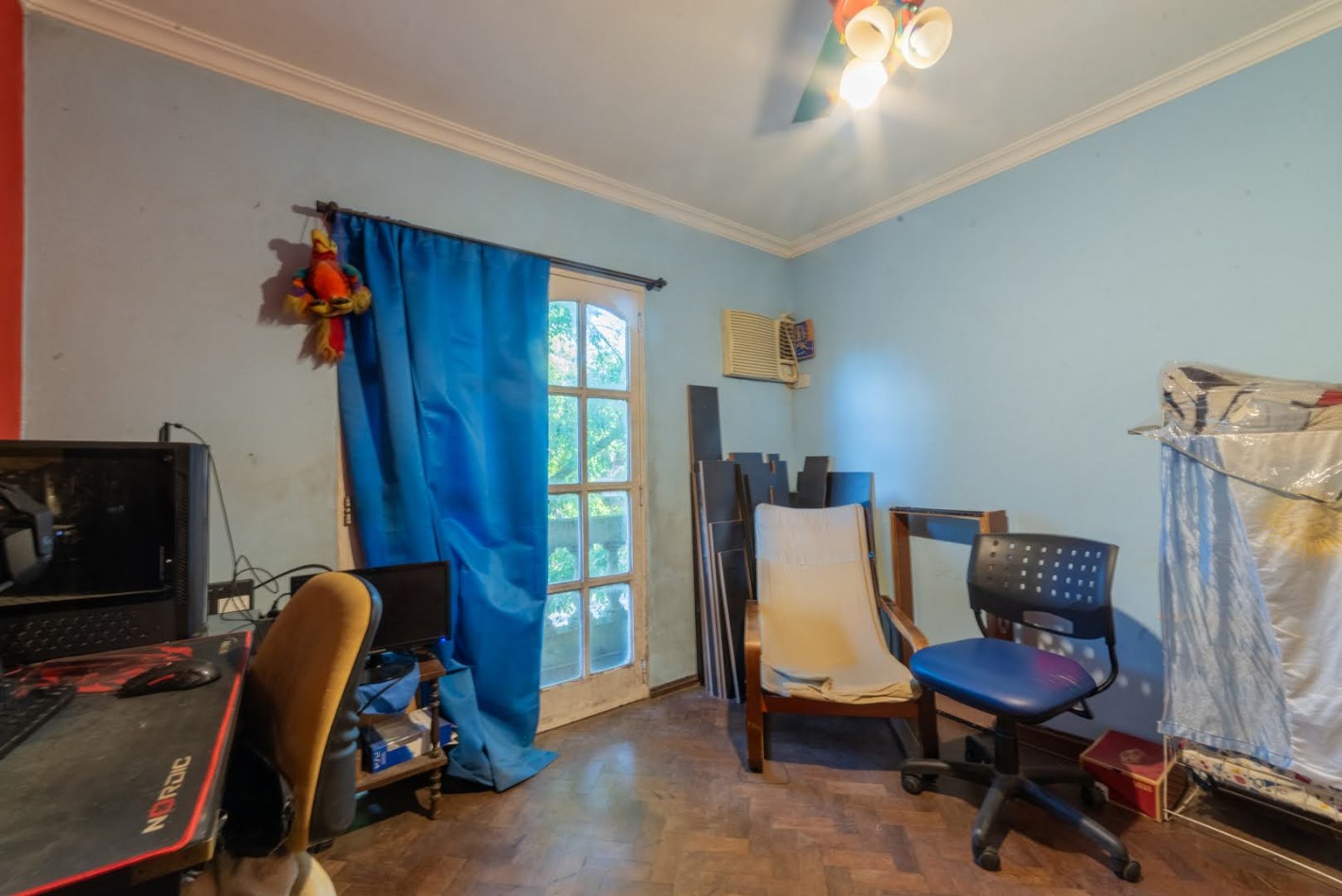 CASA EN GUADALUPE A 1 CUADRA DE LA COSTANERA