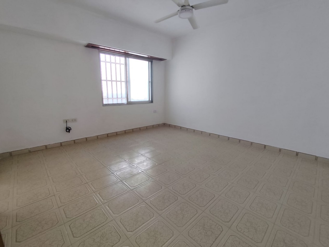 Interno en guadalupe oeste