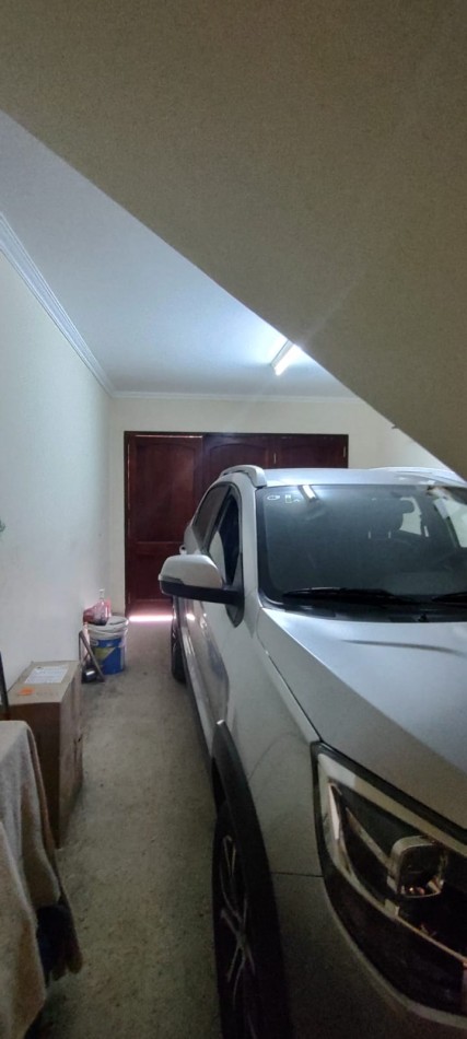 CASA DE 4 DORMITORIOS