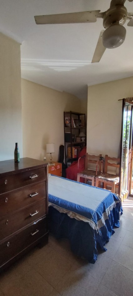 CASA DE 4 DORMITORIOS