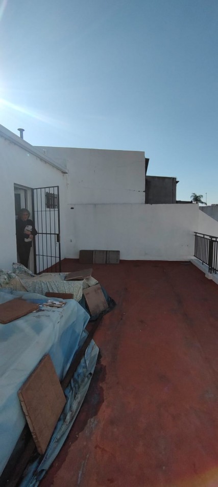 CASA DE 4 DORMITORIOS