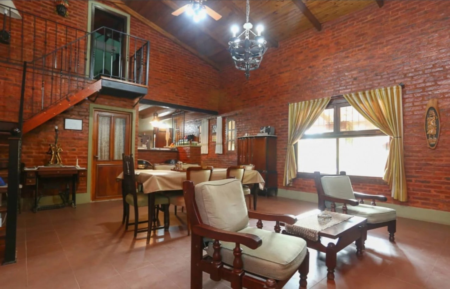 CASA QUINTA EN COLASTINE