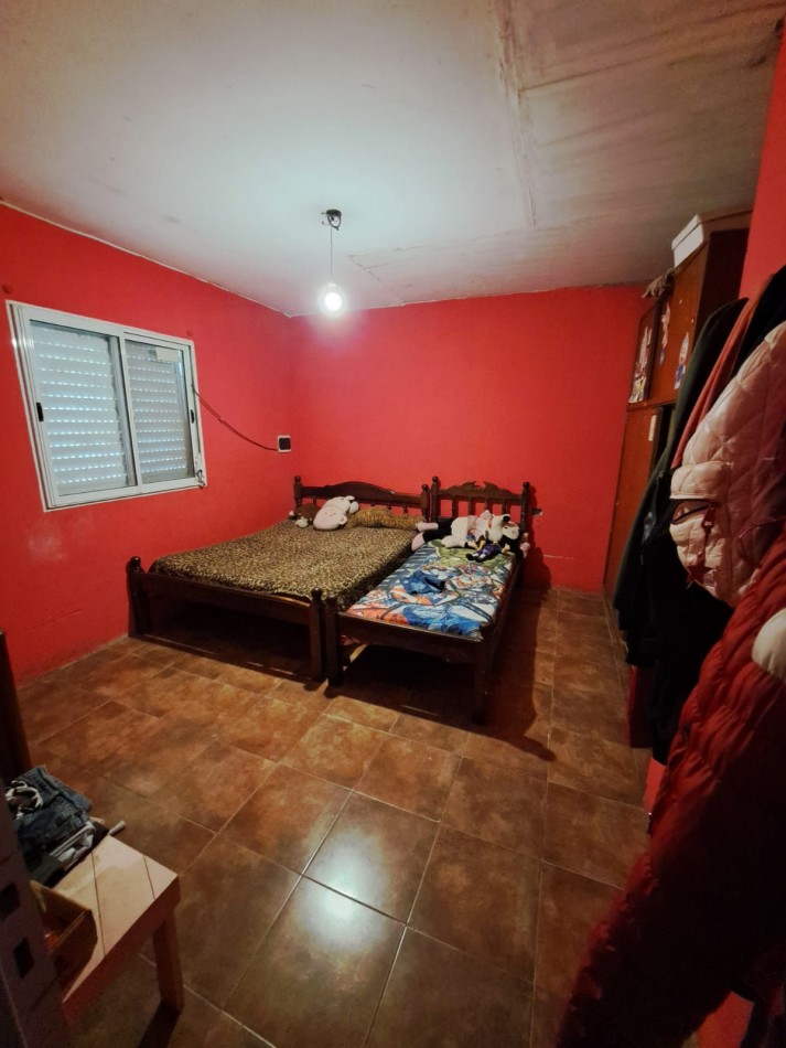 CASA EN CABAÑA LEIVA