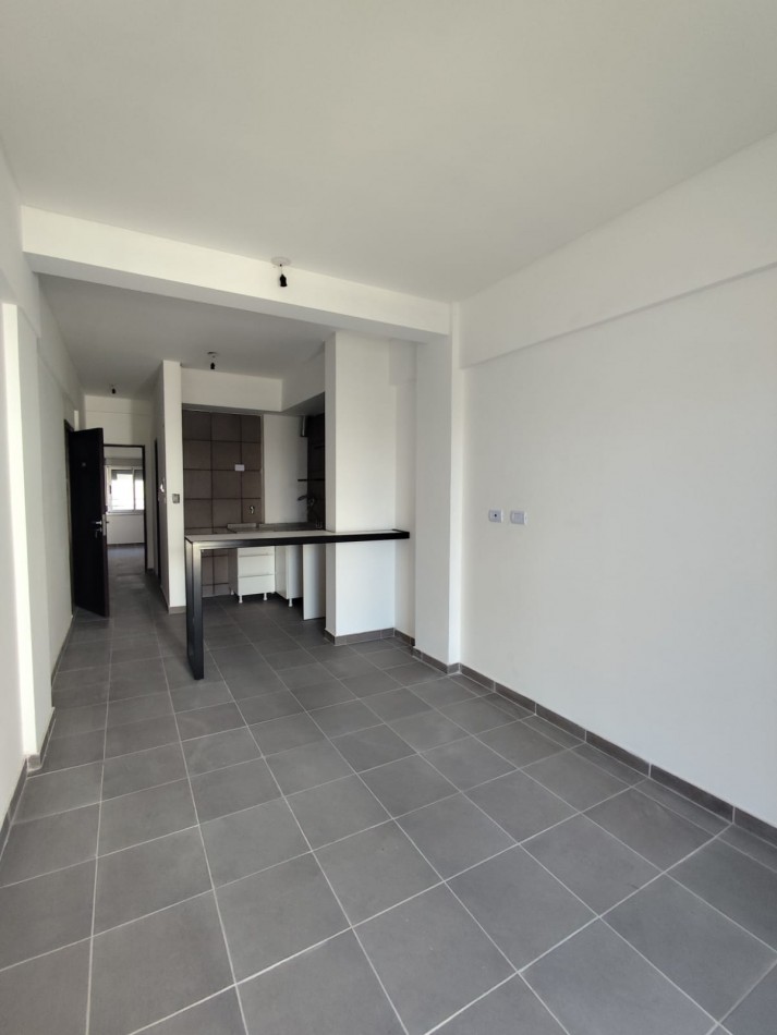 Departamento a metros de BV