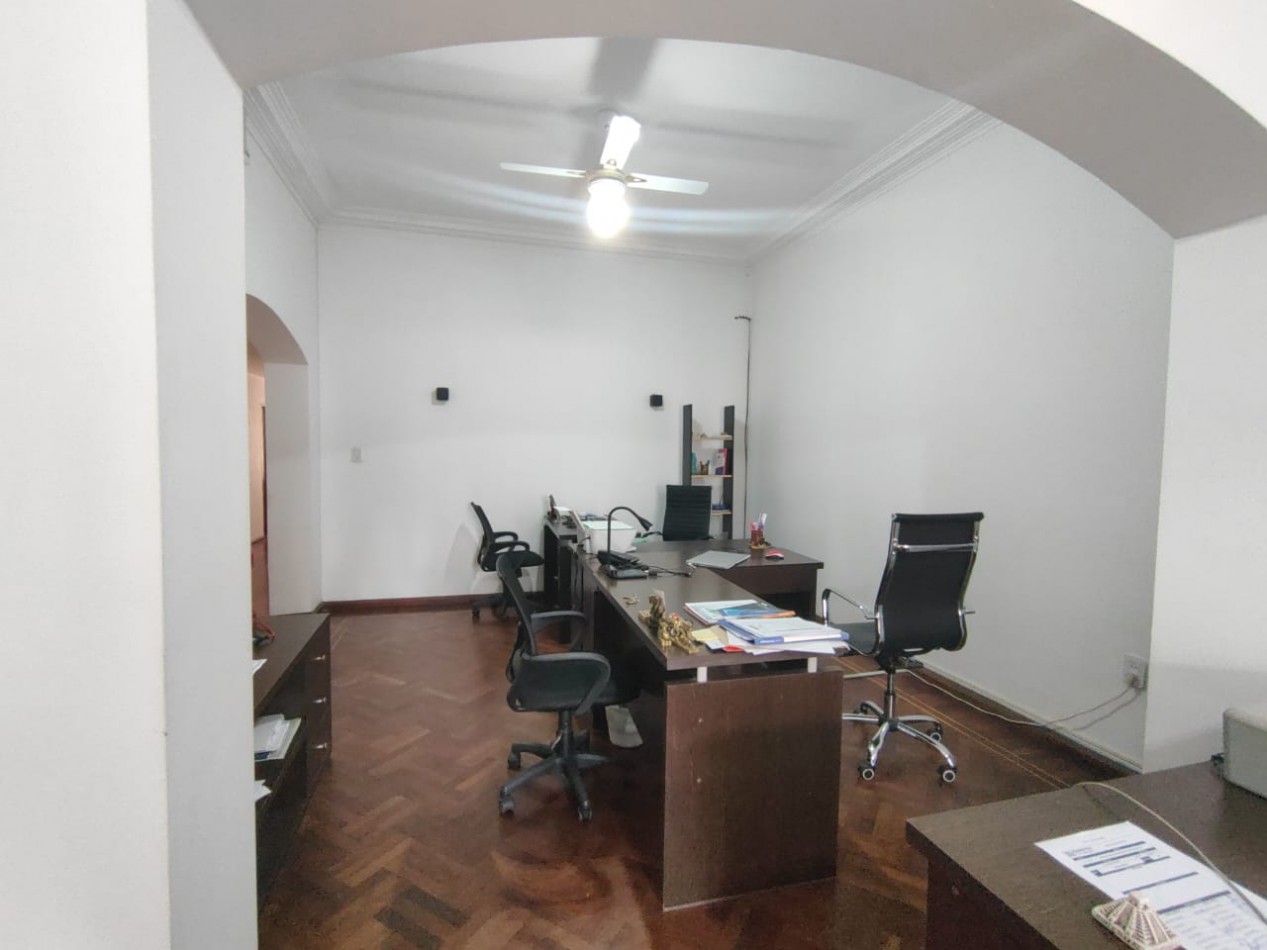 CASA EN CONSTITUYENTES