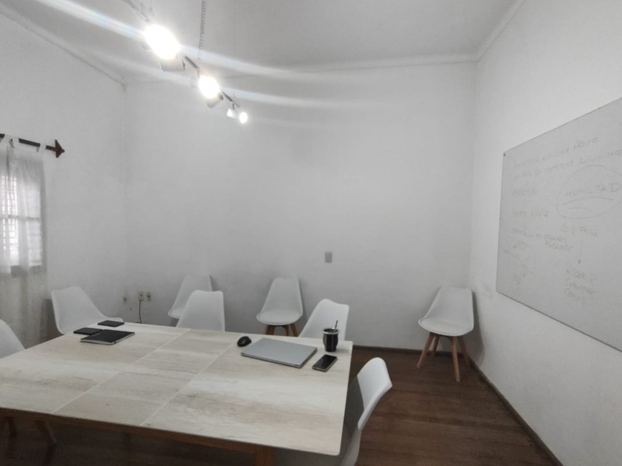 CASA EN CONSTITUYENTES