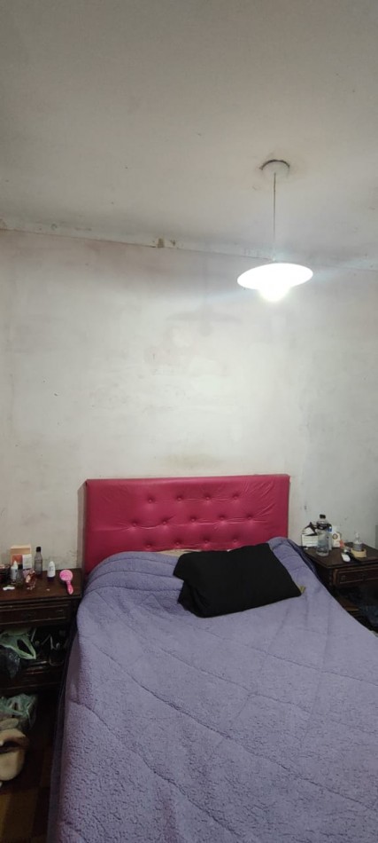 CASA INTERNA A REFACCIONAR A METROS DE ARISTOBULO