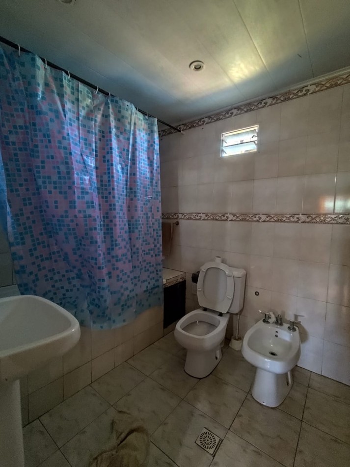 CASA EN BARRIO CAIMA