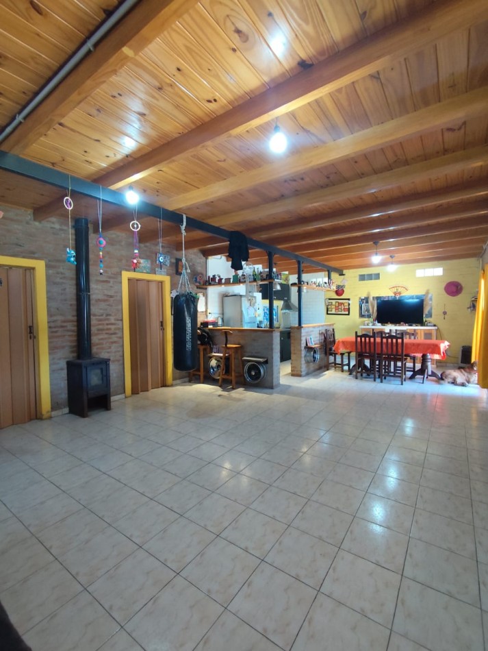 CASA EN BARRIO CAIMA