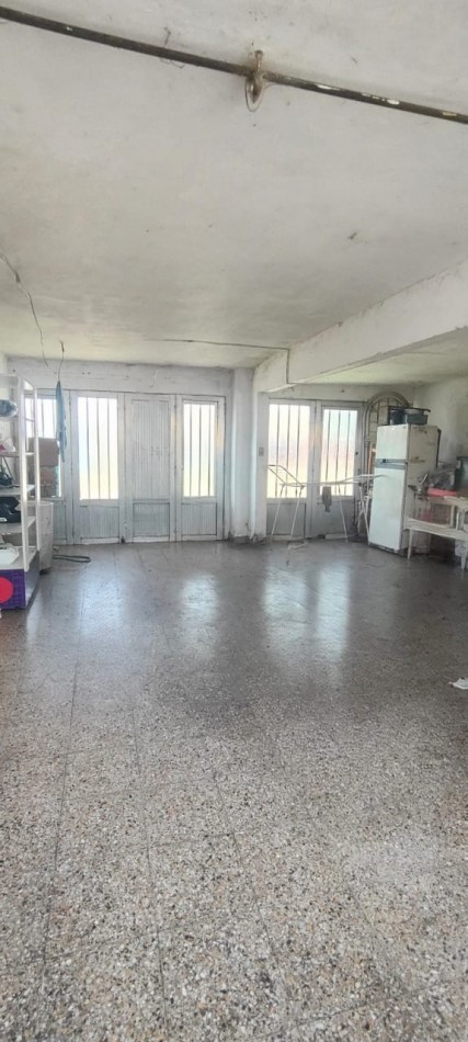 CASA 4 DORMITORIOS EN GUADALUPE OESTE