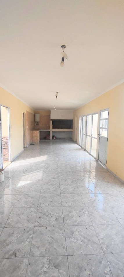 Casa con pileta en Rincon