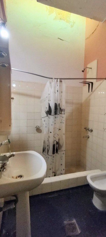 Casa + departamento en Barrio Roma