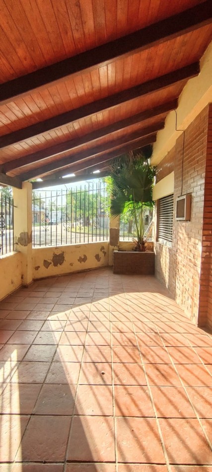 Casa + departamento en Barrio Roma