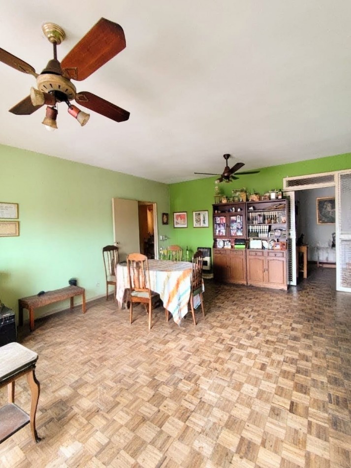 Departamento sobre la peatonal