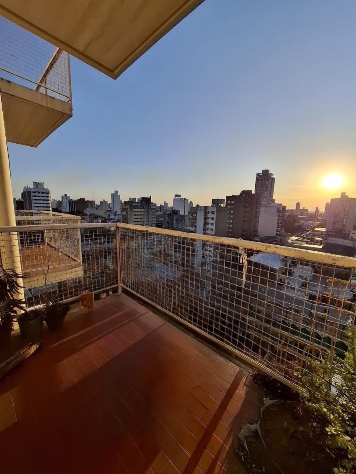 Departamento sobre la peatonal