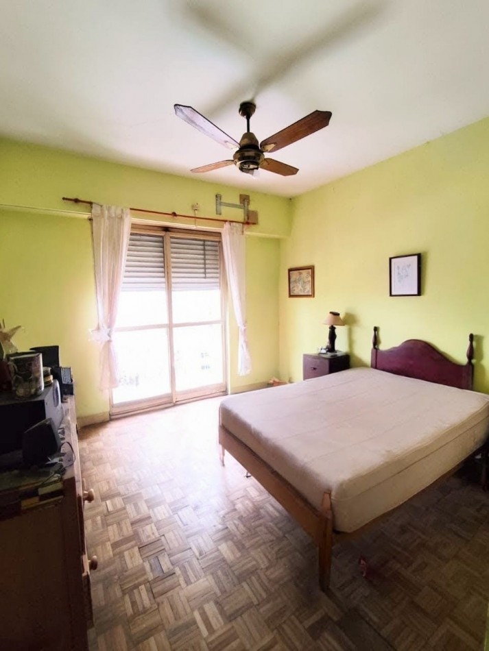 Departamento sobre la peatonal