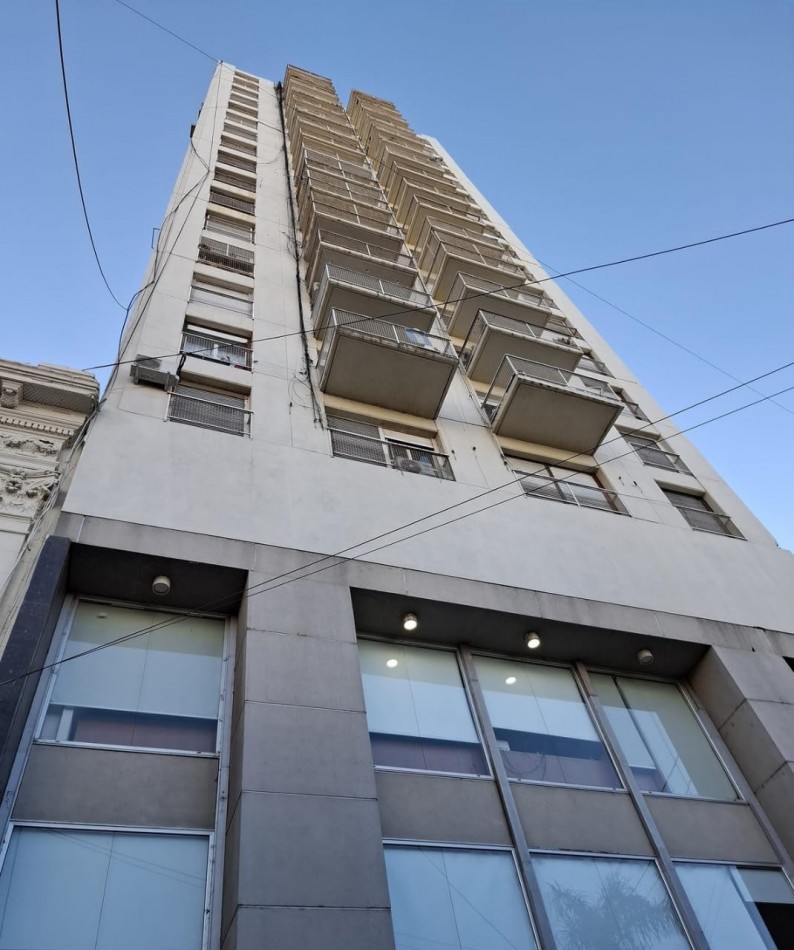 Departamento sobre la peatonal